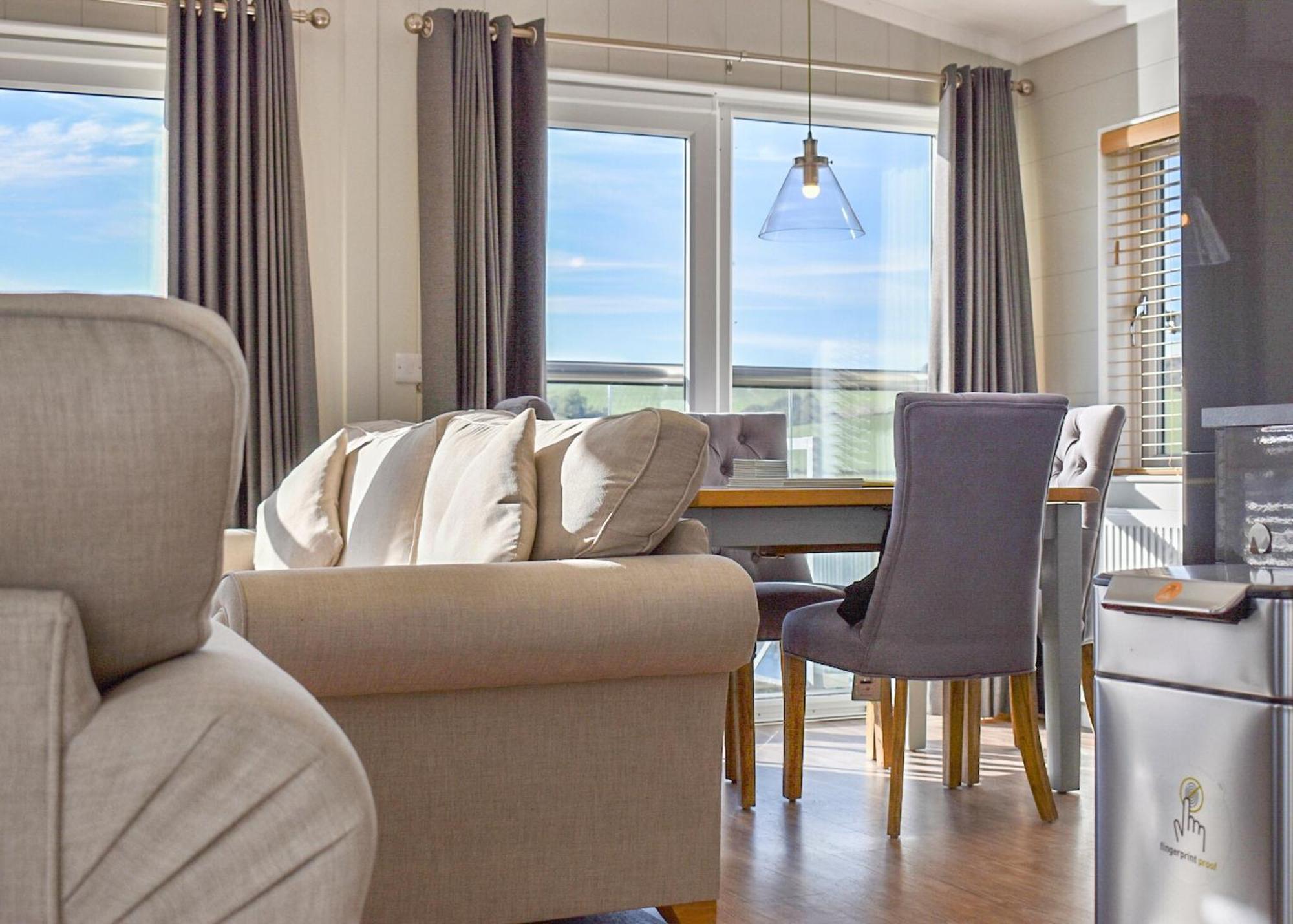Riverside Holiday Park Amberley  Room photo